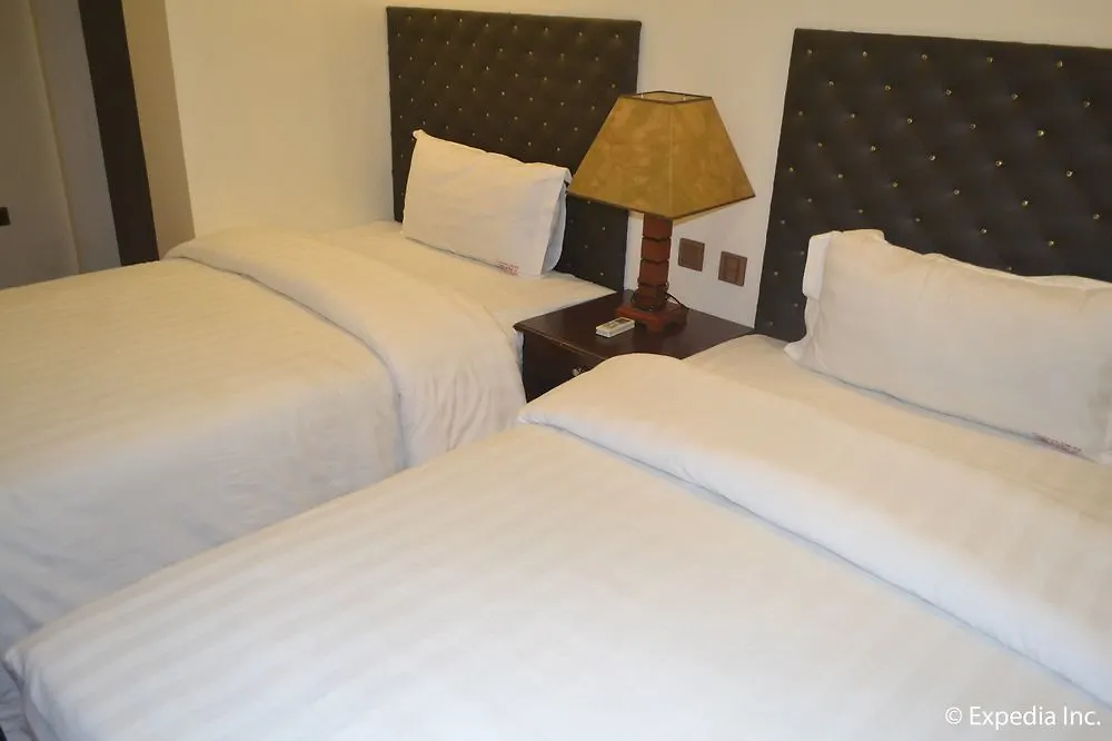 Diamond Spring Hotel Angeles 3*,